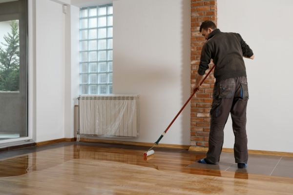 Engineered Floor Varnishing